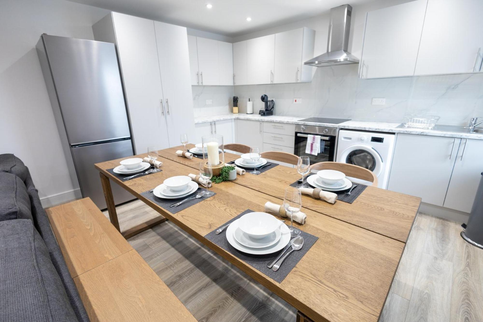 Contemporary 3Br Flat In Watford Apartment Watford  Bagian luar foto