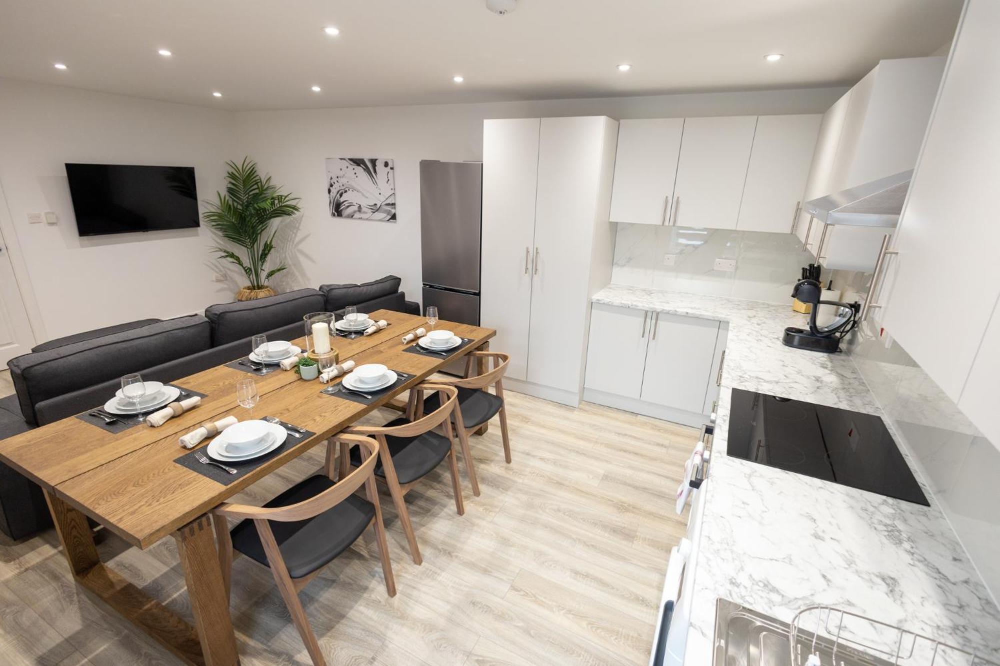 Contemporary 3Br Flat In Watford Apartment Watford  Bagian luar foto